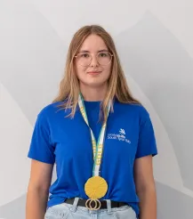Sandra Hofer 
